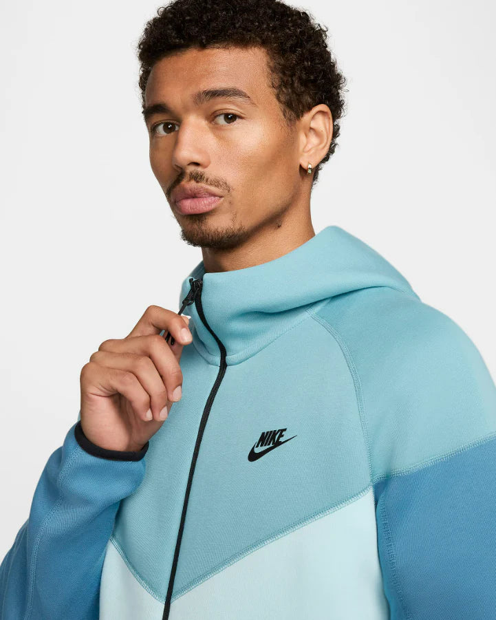 Moletom Nike Tech Fleece