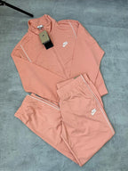 Conjunto Nike feminino