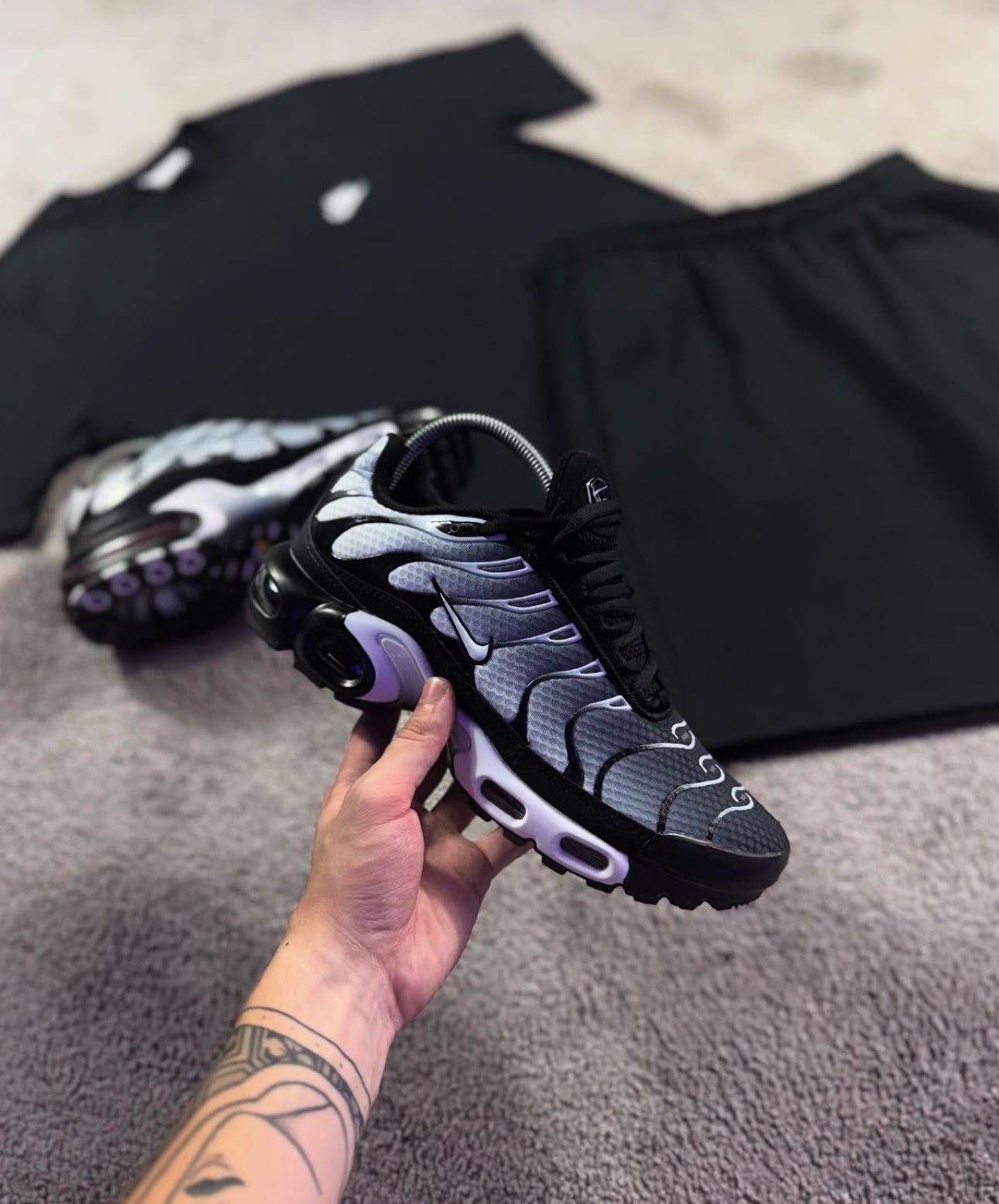 Conjunto Nike + Tênis Air Max plus TN
