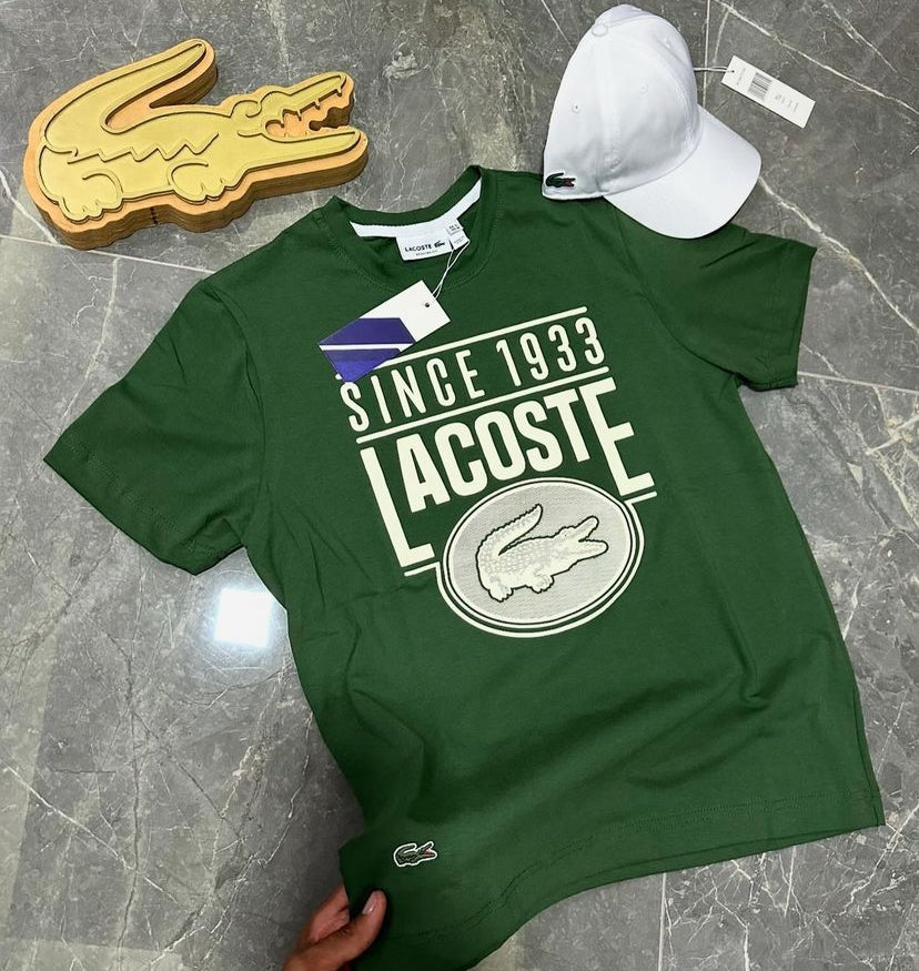 Kit Lacoste