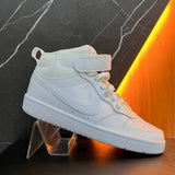 Tênis Nike Court Borough Mid