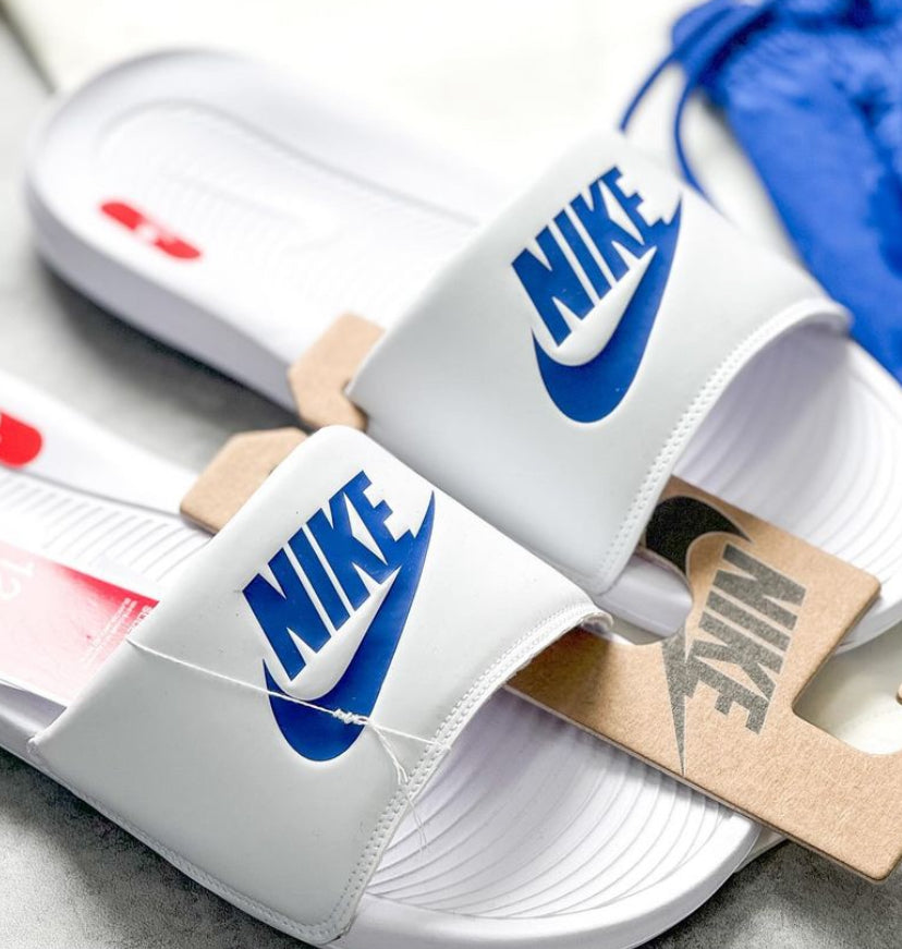 Kit Nike + Chinelo Nk