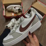Tênis Nike Borough Low