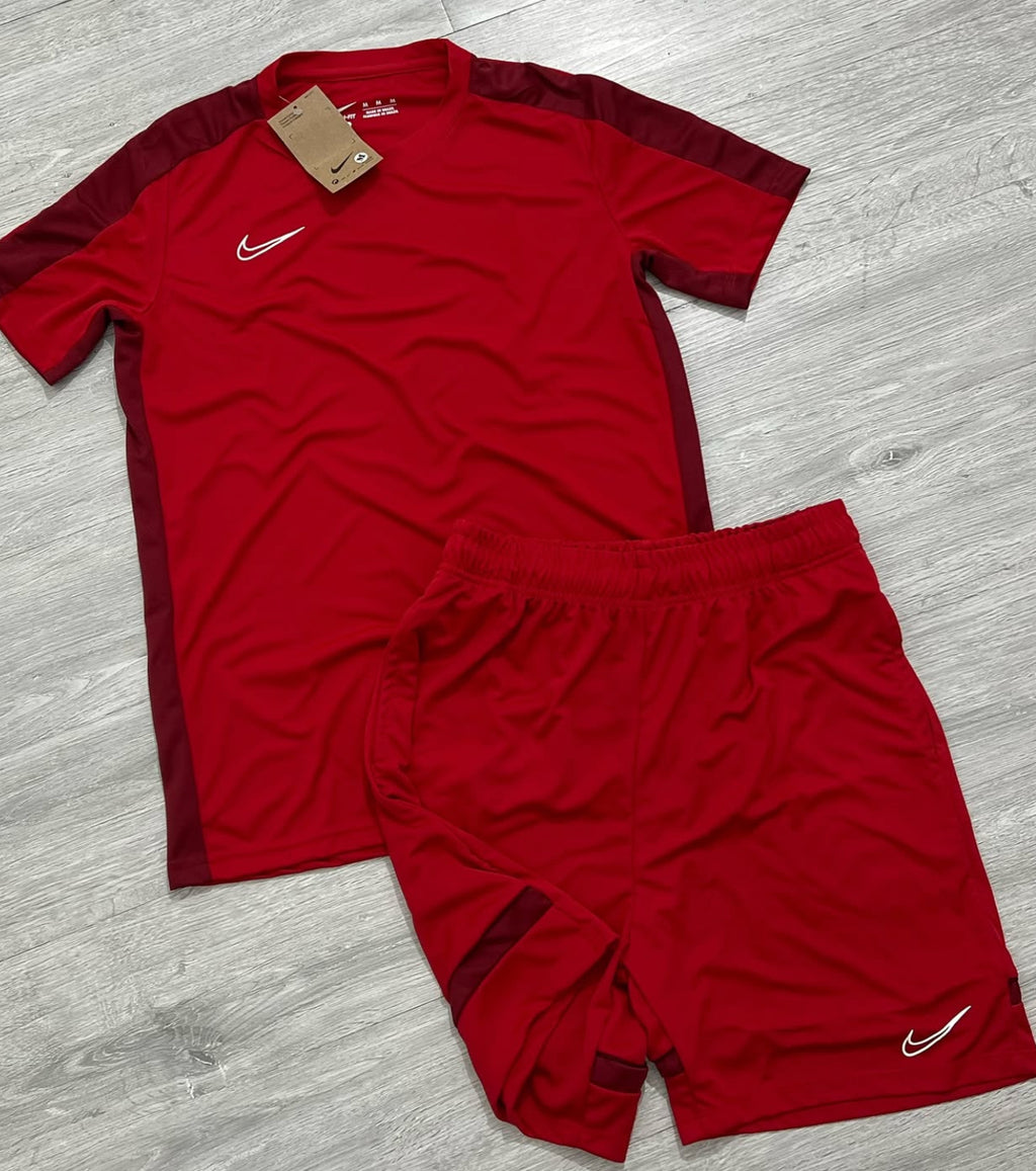 Kit completo Nike Academy Dri-Fit