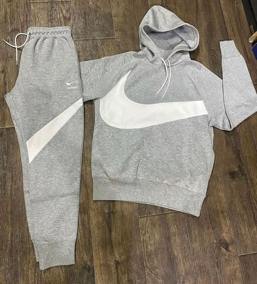 Conjunto NK Big Swoosh