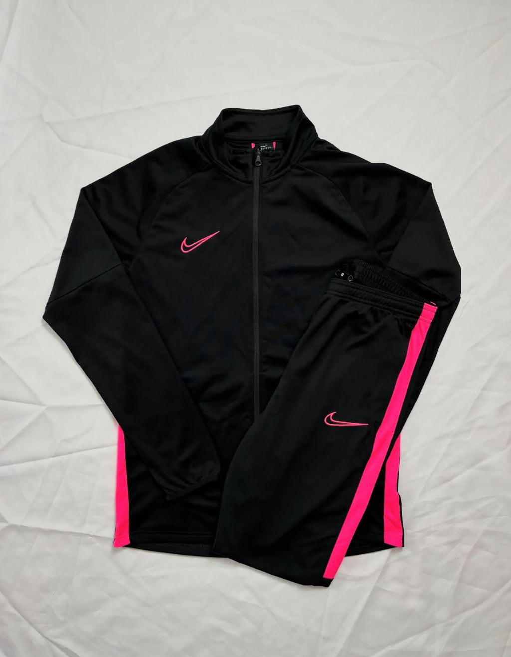 Conjunto Nike DRI-FIT
