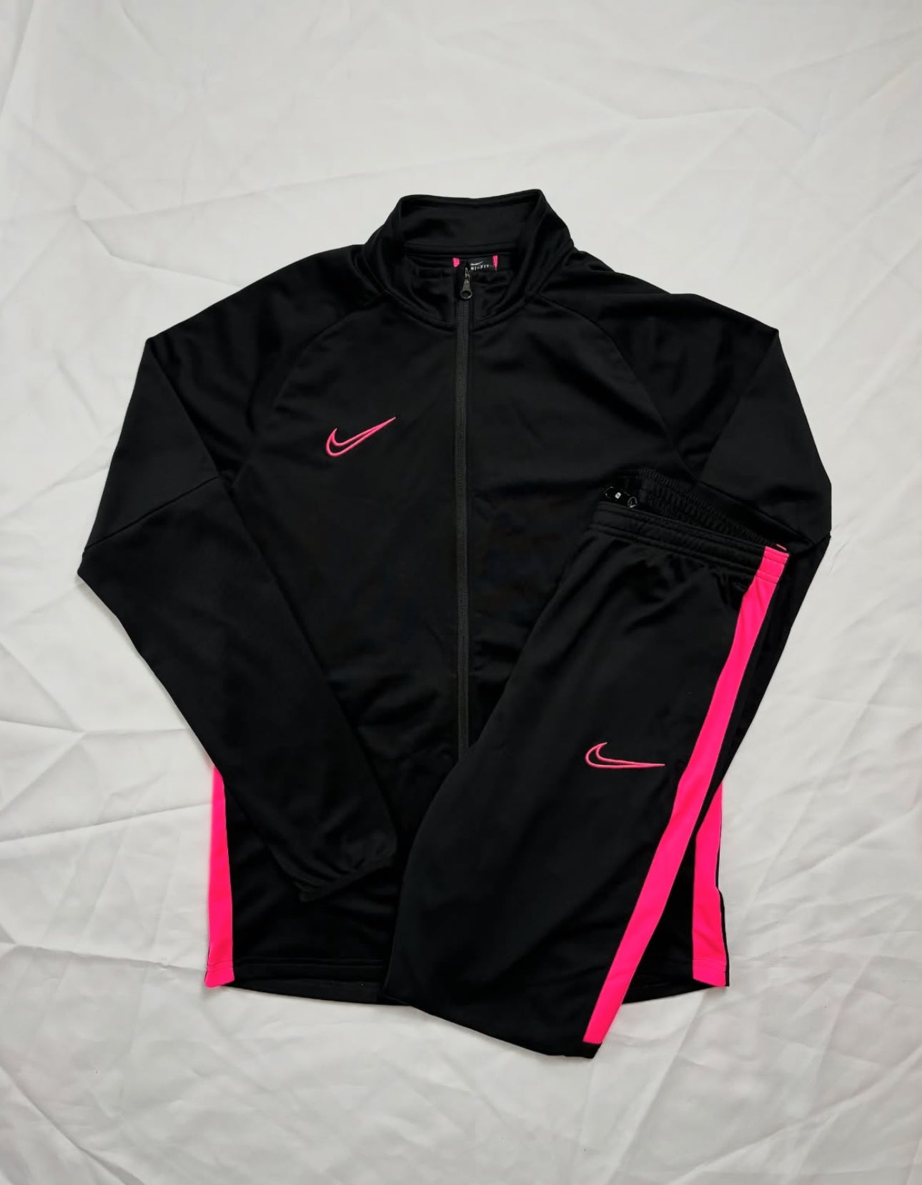 Conjunto Nike DRI-FIT