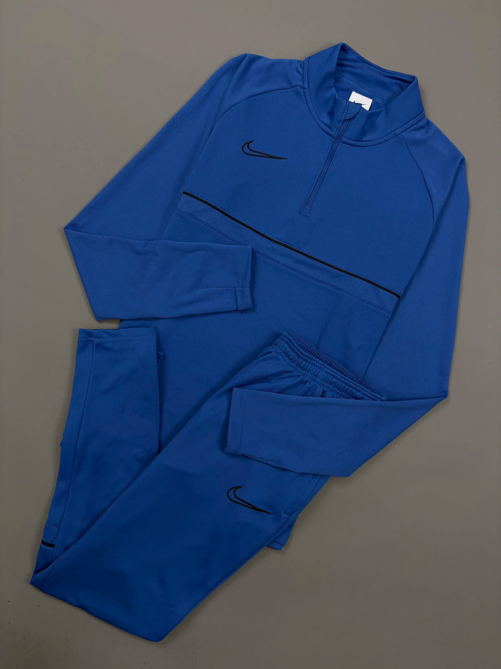 Conjunto Nike Dri-Fit Academy