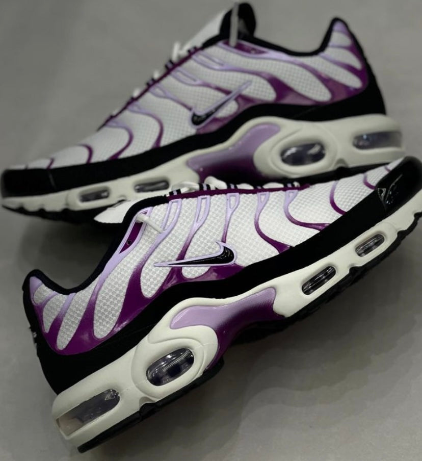 Tênis Air Max plus TN