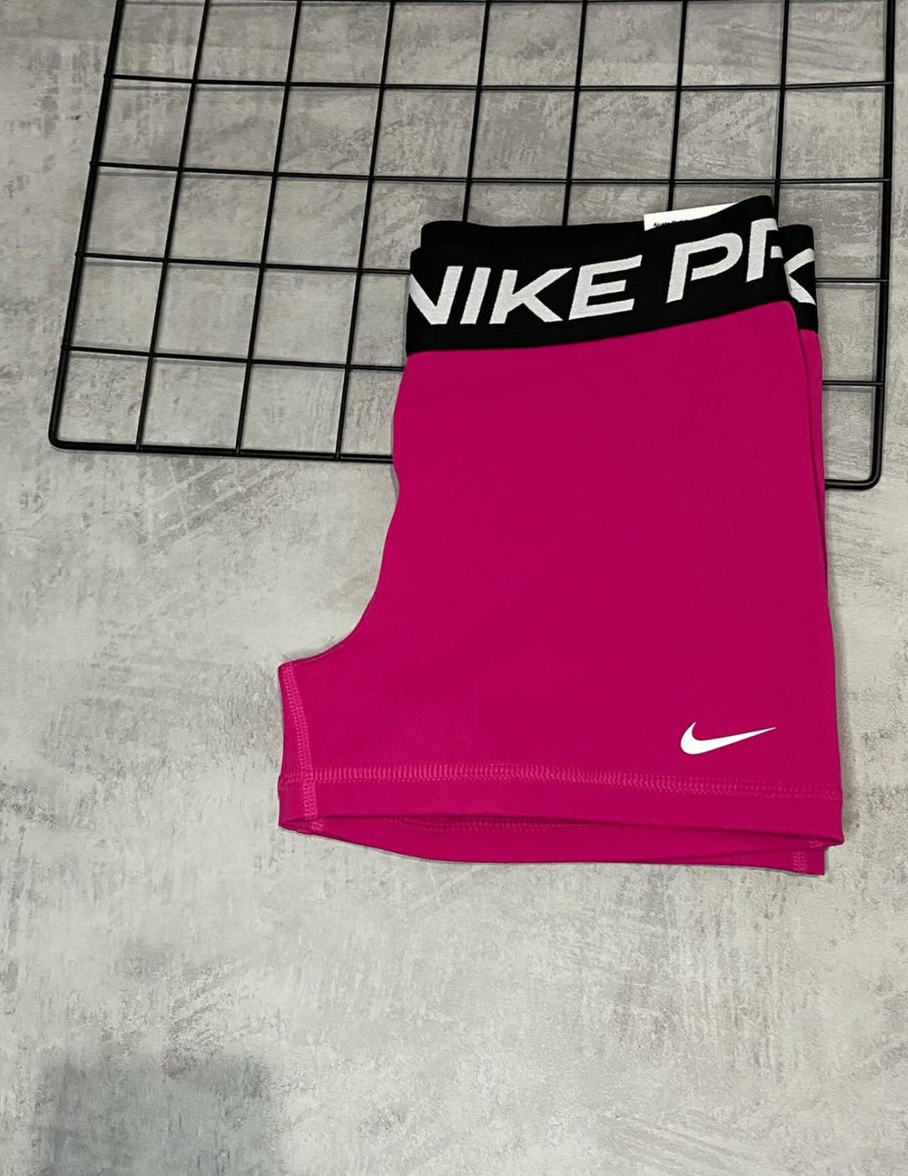 Short NIKE PRO Feminino