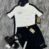 Kit completo Nike Academy + Chinelo Victori One