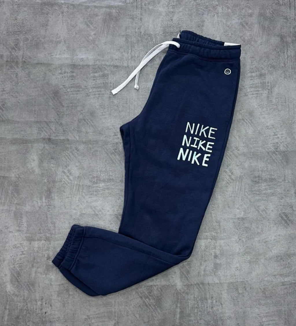 Calça moletom Nike