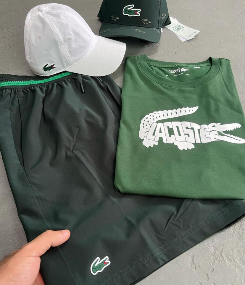 Kit Lacoste