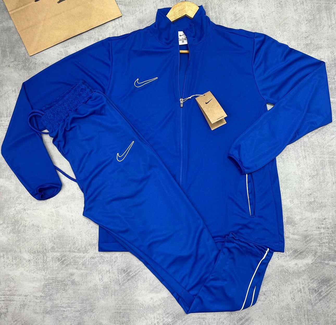 Conjunto Nike Dri-Fit Academy