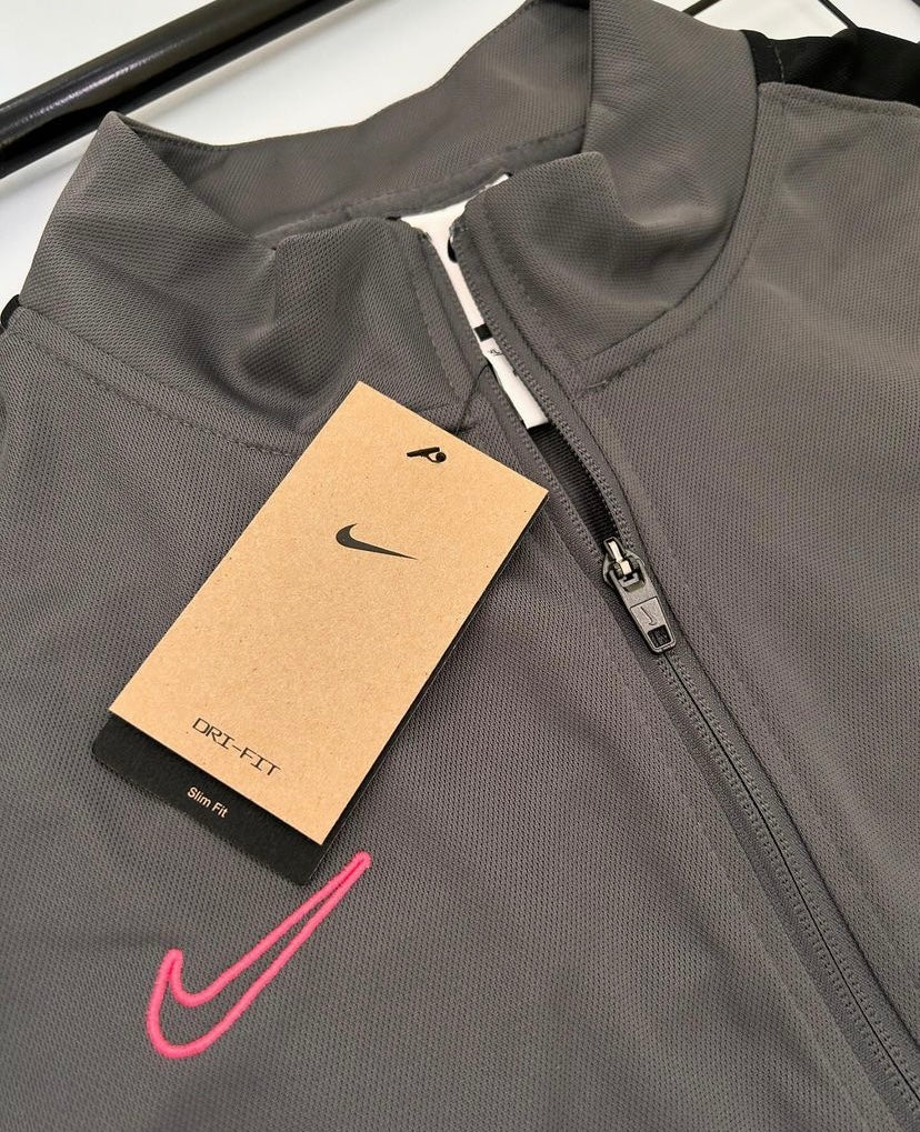 Conjunto Nike Dri-Fit