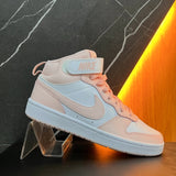 Tênis Nike Court Borough Mid