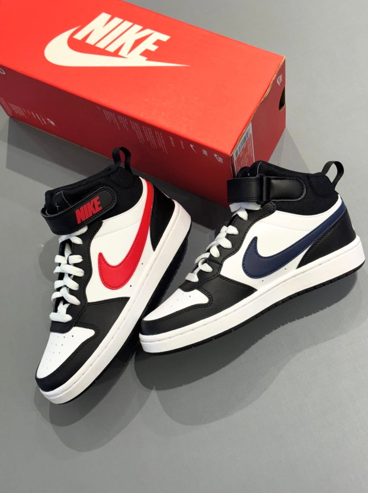 Tênis Nike Borough Mid Lançamento