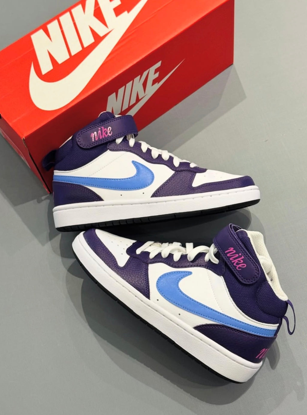 Tênis Nike Borough Mid