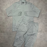 Conjunto Nike Dri-Fit