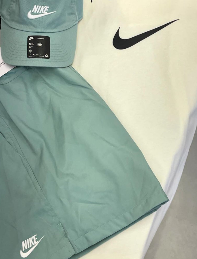Conjunto Nike + boné NK