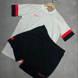 Conjunto Nike DRI-FIT Academy