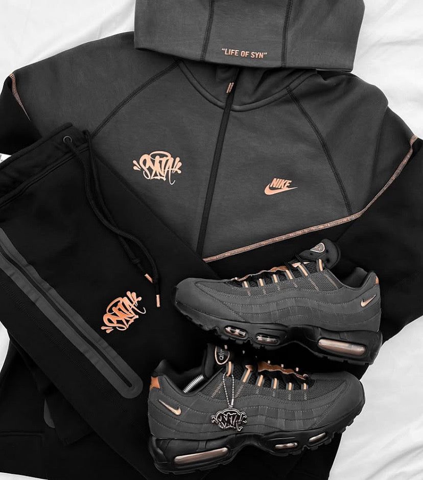 Conjunto Syna X Nike “ Live Yours”