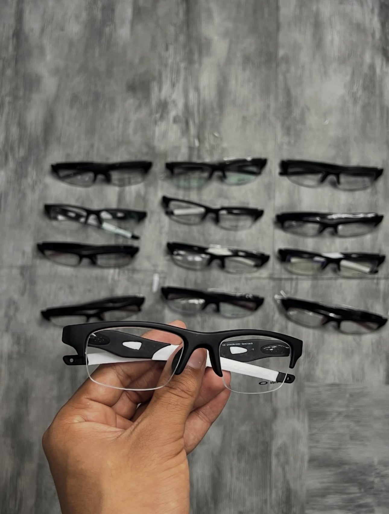 Lupa de descanso Oakley