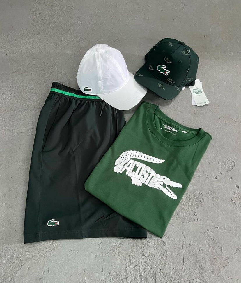 Kit Lacoste