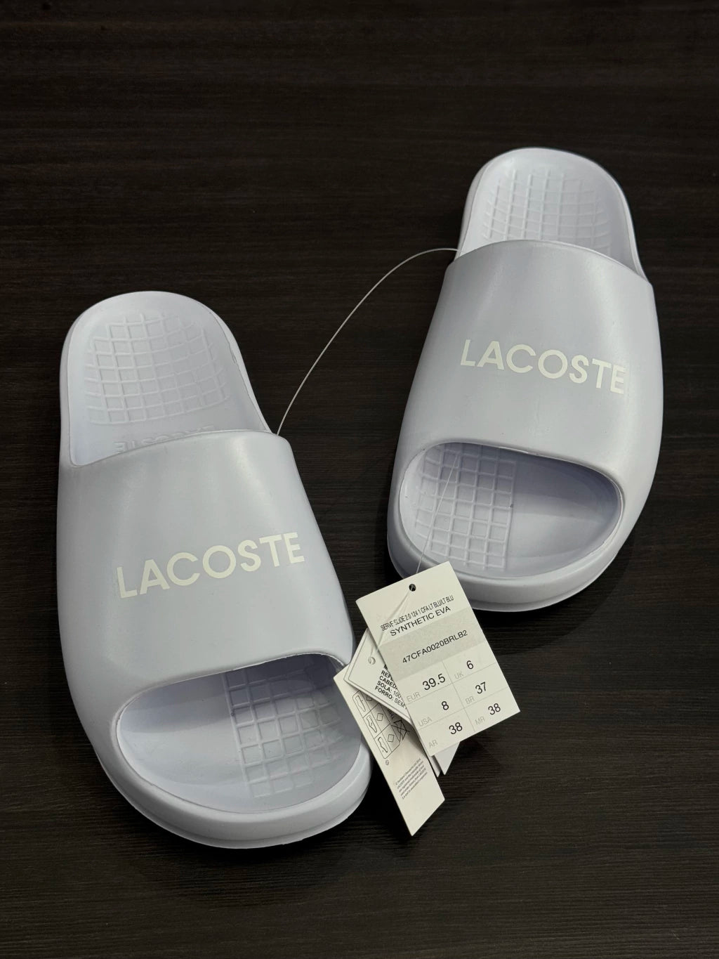 Chinelo Lacoste