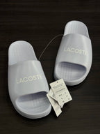 Chinelo Lacoste