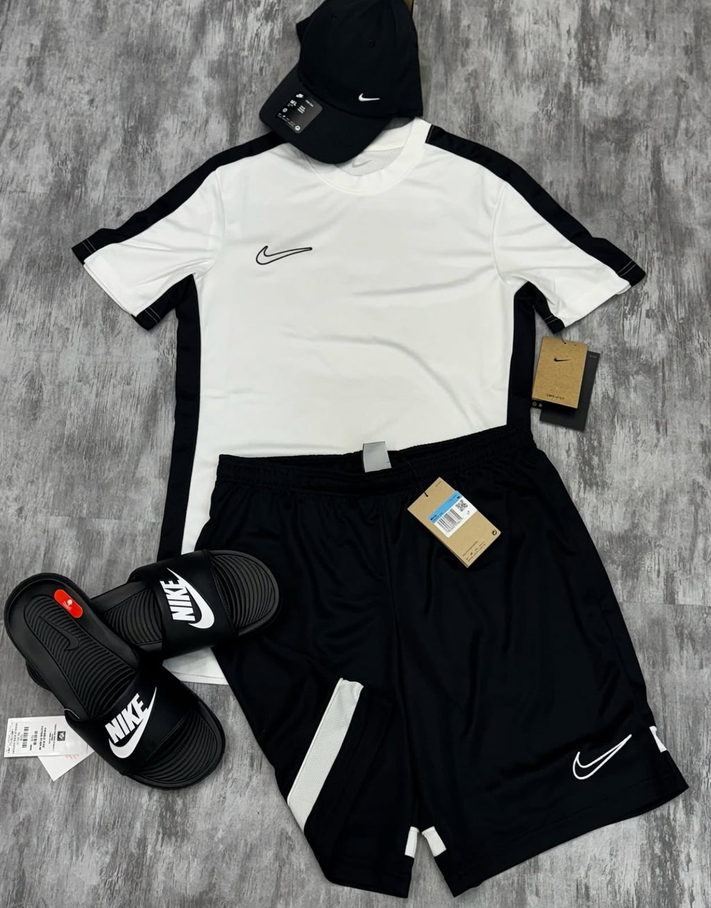 Kit completo Nike Academy + Chinelo Victori One