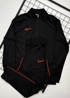Conjunto Nike DRI-FIT