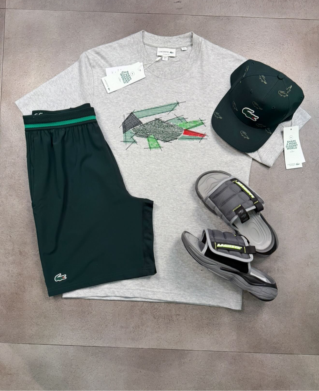 Kit Lacoste
