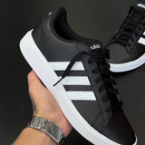 Tênis adidas Low