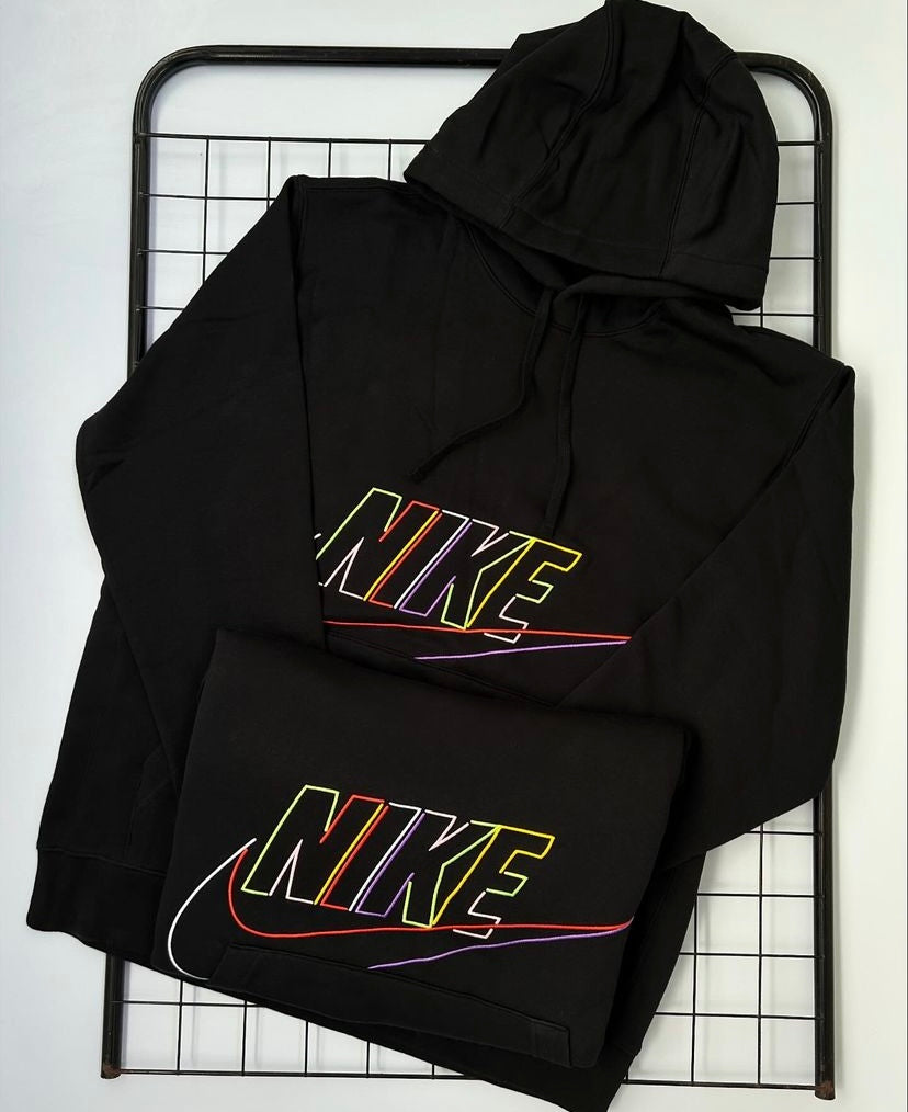 Moletom Nike Art Colors