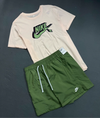 Conjunto Nike Pixels