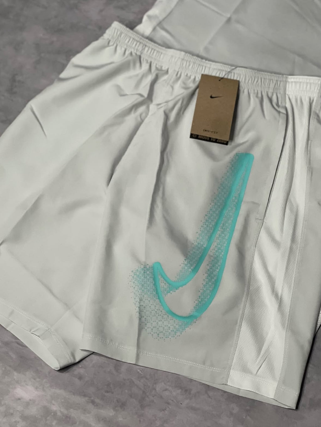 Conjunto Nike Academy DRI-FIT 2025