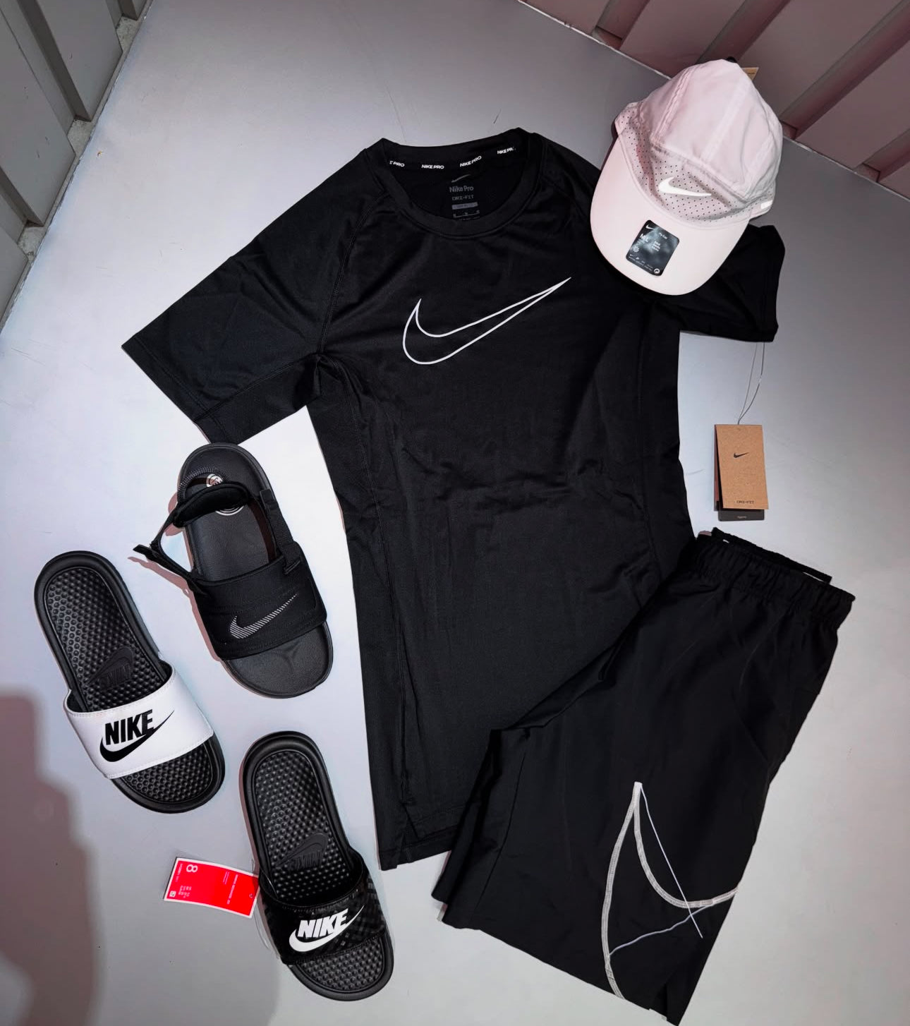 Kit completo Nike + 3 chinelos
