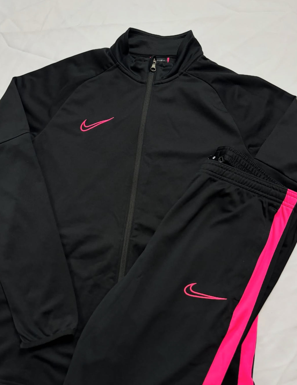Conjunto Nike DRI-FIT