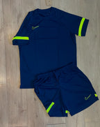 Conjunto Nike DRI-FIT Academy