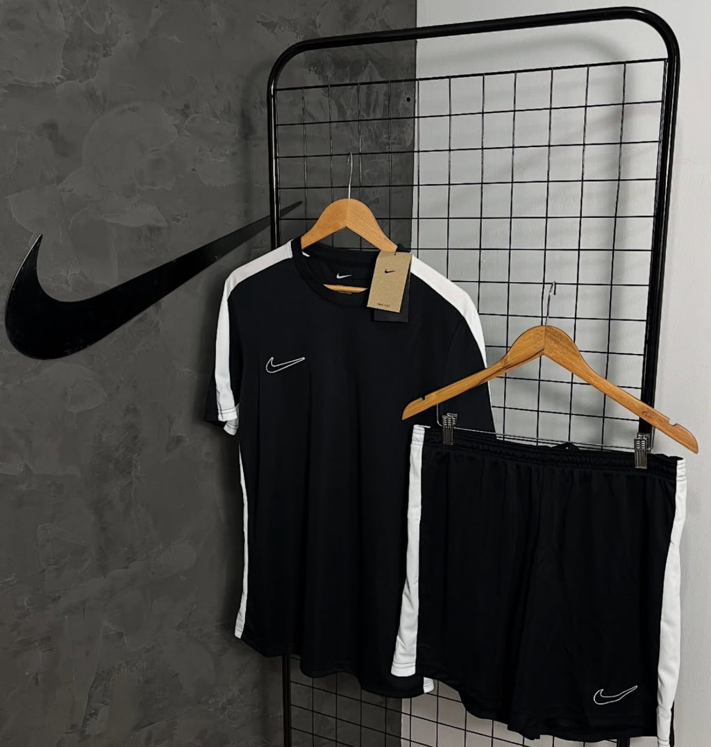 Conjunto Dri-fit Nike Academy